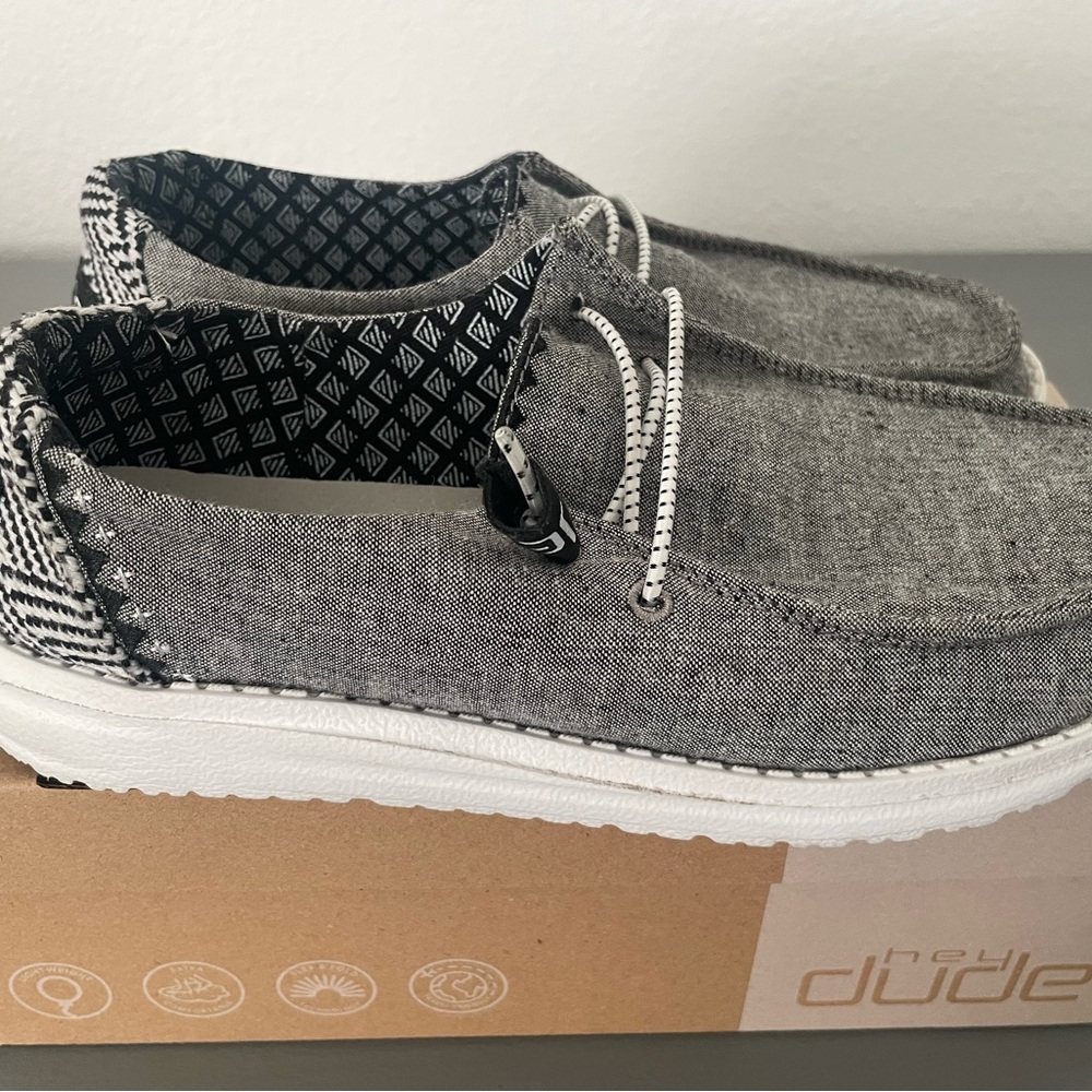 Hey Dude Wendy Chambray Onyx Shoes - Picture 5 of 8